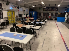 Blick-Spielruam-innen
